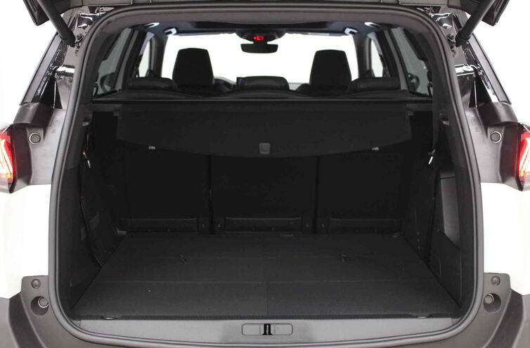 PEUGEOT 5008 SUV Diesel