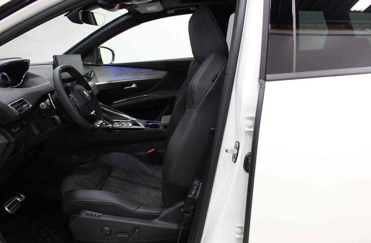 PEUGEOT 5008 SUV Diesel