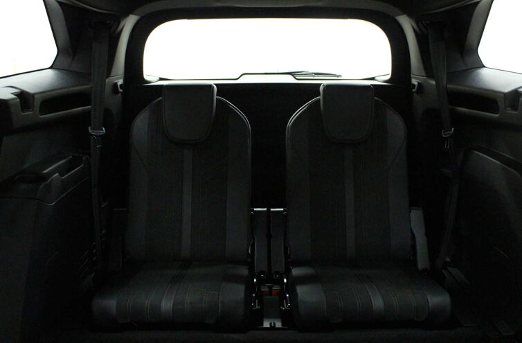 PEUGEOT 5008 SUV Diesel