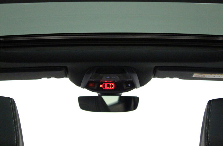 PEUGEOT 5008 SUV Diesel