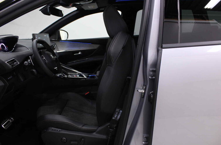 PEUGEOT 5008 SUV Diesel
