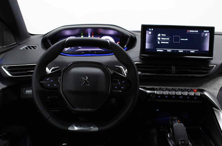PEUGEOT 5008 SUV Diesel