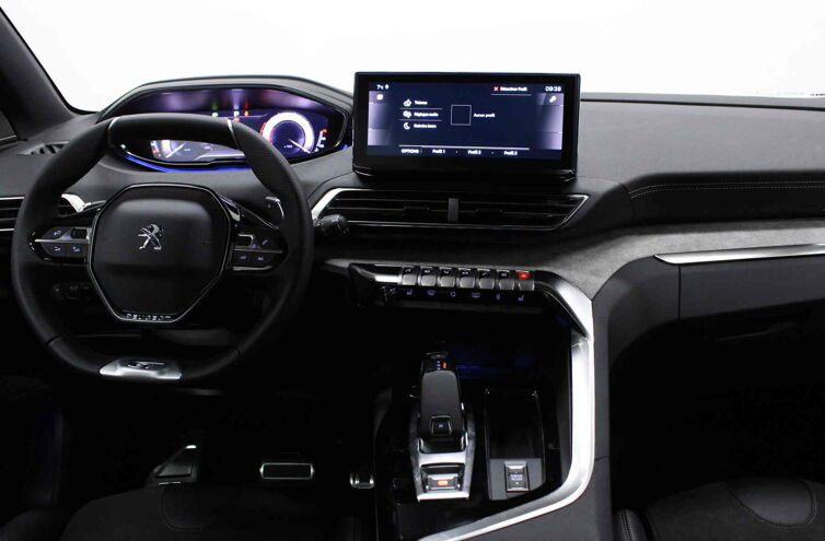 PEUGEOT 5008 SUV Diesel