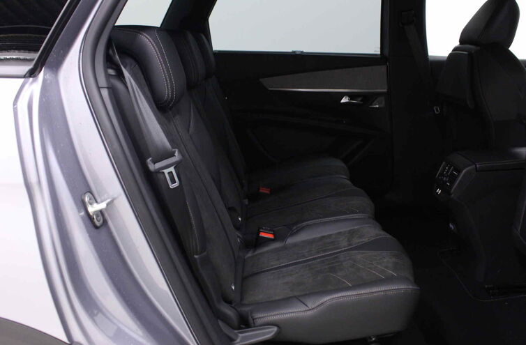 PEUGEOT 5008 SUV Diesel