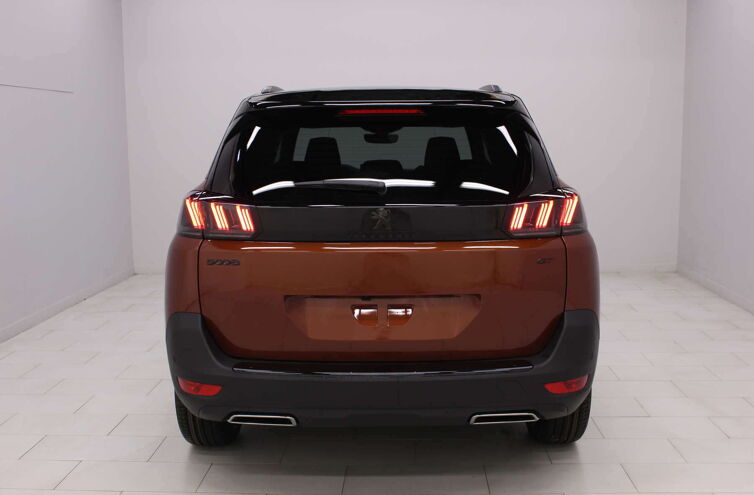 PEUGEOT 5008 SUV Diesel