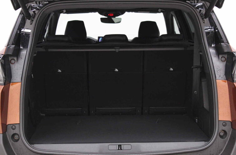 PEUGEOT 5008 SUV Diesel
