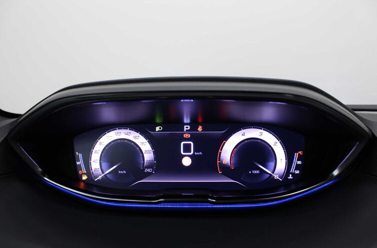 PEUGEOT 5008 SUV Diesel