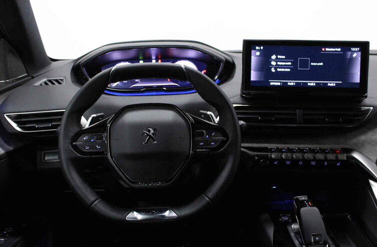 PEUGEOT 5008 SUV Diesel