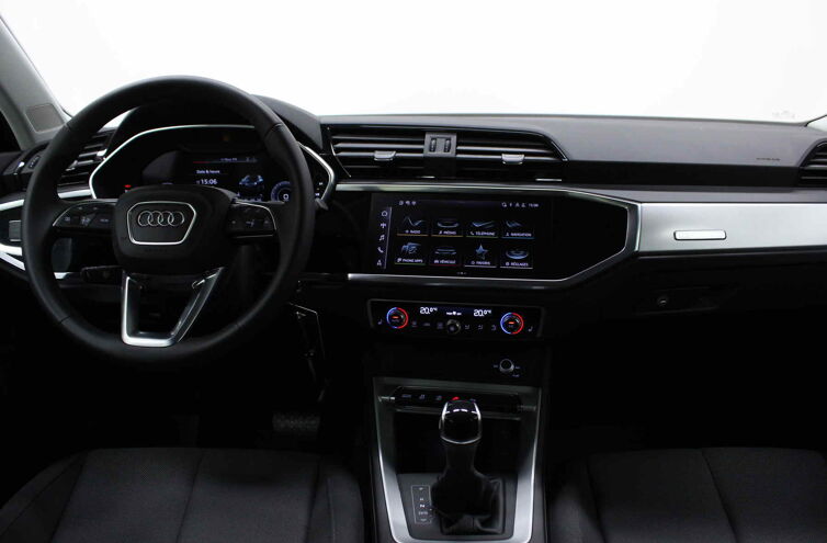 AUDI Q3 SUV Essence Hybride