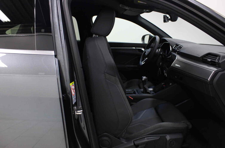 AUDI Q3 Sportback SUV Essence Hybride