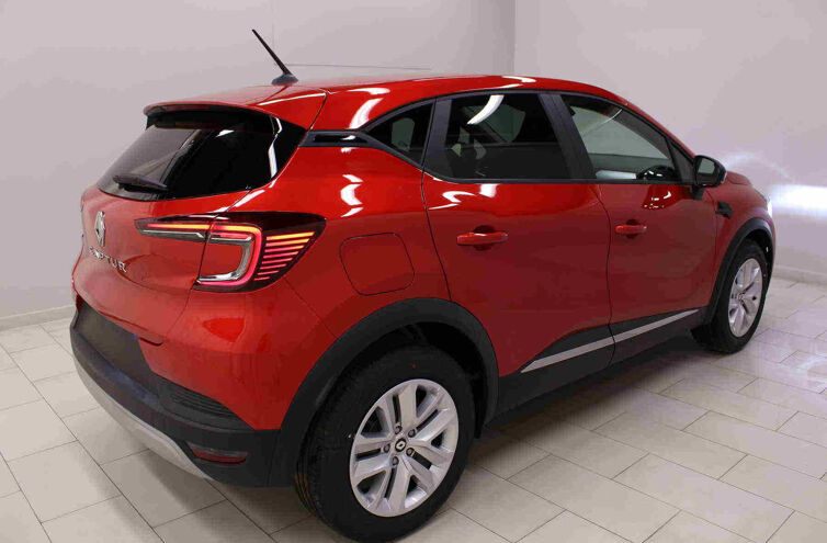 RENAULT Captur SUV Essence