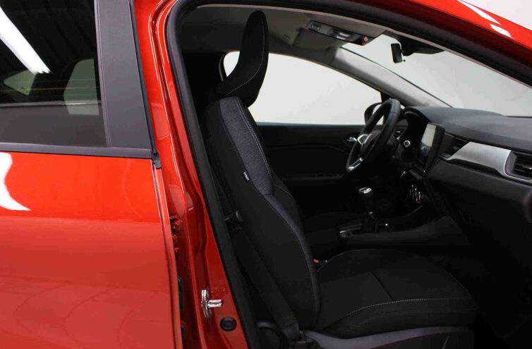 RENAULT Captur SUV Essence