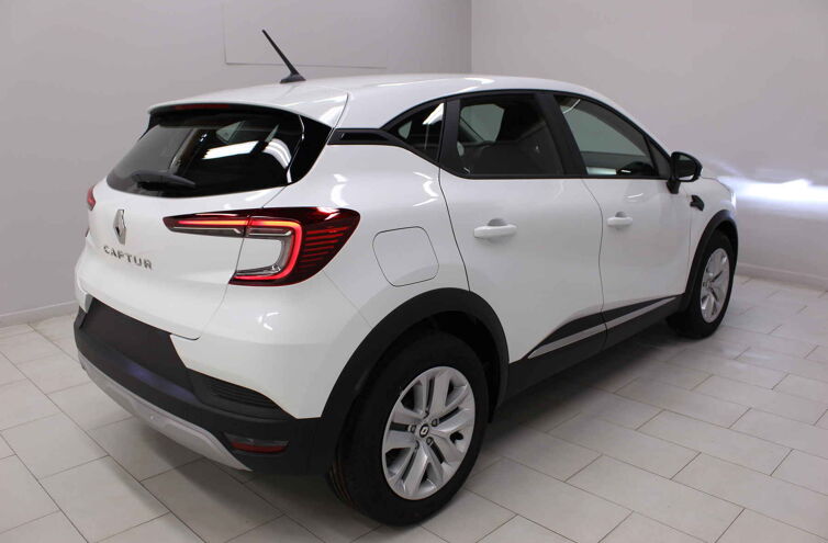 RENAULT Captur SUV Essence