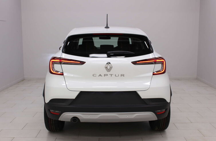 RENAULT Captur SUV Essence