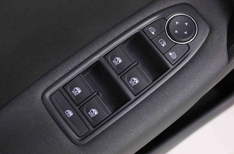 RENAULT Captur SUV Essence