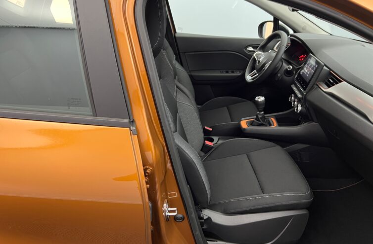 RENAULT Captur SUV Essence