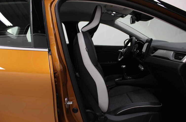 RENAULT Captur SUV Essence