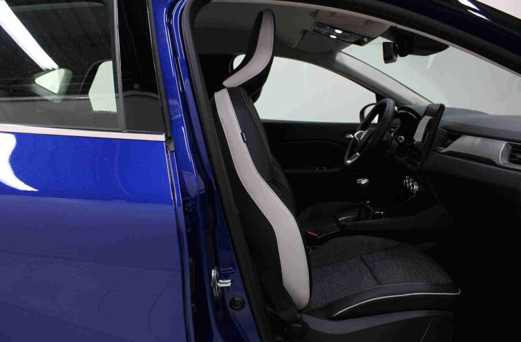 RENAULT Captur SUV Essence