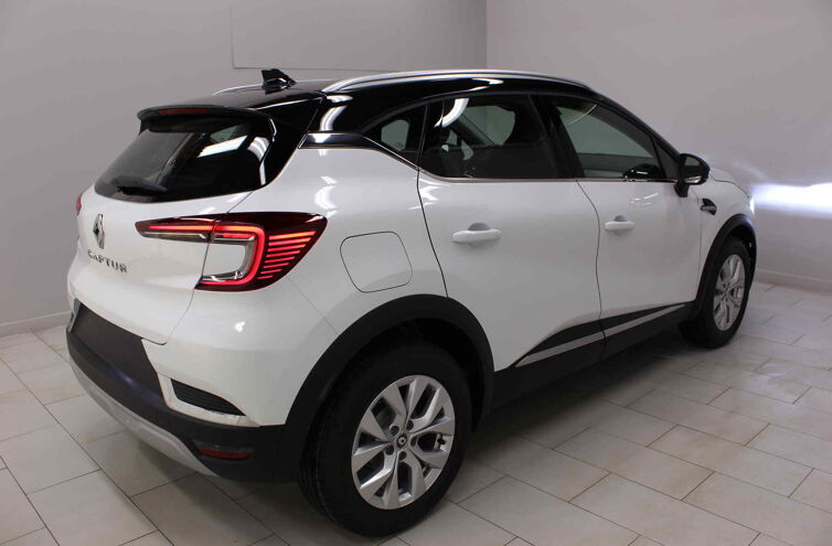 RENAULT Captur SUV Essence