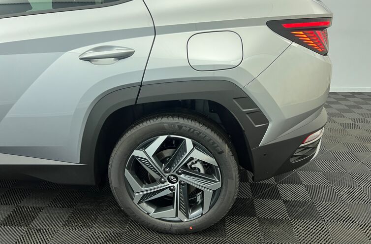 HYUNDAI Tucson SUV Hybride Essence