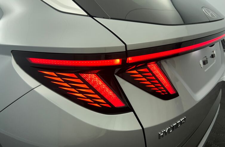 HYUNDAI Tucson SUV Hybride Essence