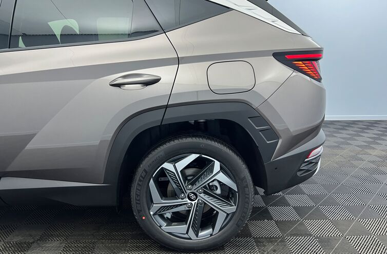 HYUNDAI Tucson SUV Hybride Essence