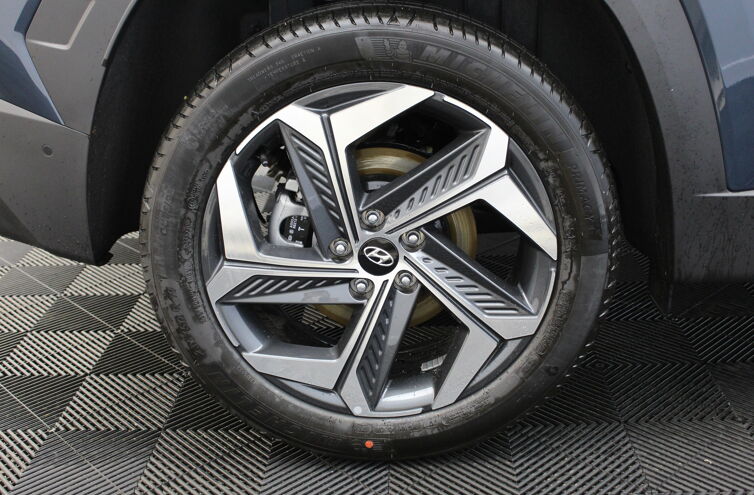 HYUNDAI Tucson SUV Hybride Essence