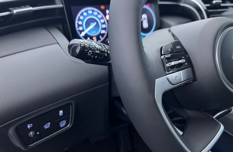 HYUNDAI Tucson SUV Hybride Essence