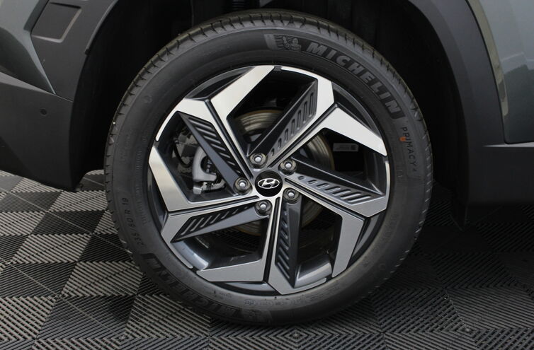 HYUNDAI Tucson Nouveau SUV Hybride Essence