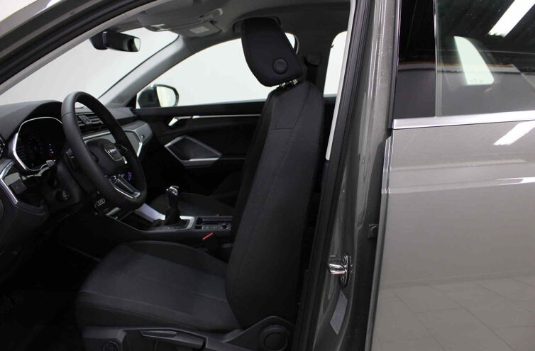 AUDI Q3 SUV Essence Hybride
