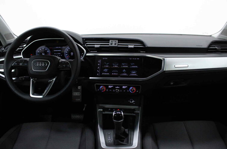 AUDI Q3 SUV Essence Hybride