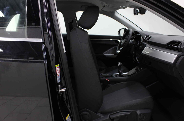 AUDI Q3 SUV Essence Hybride