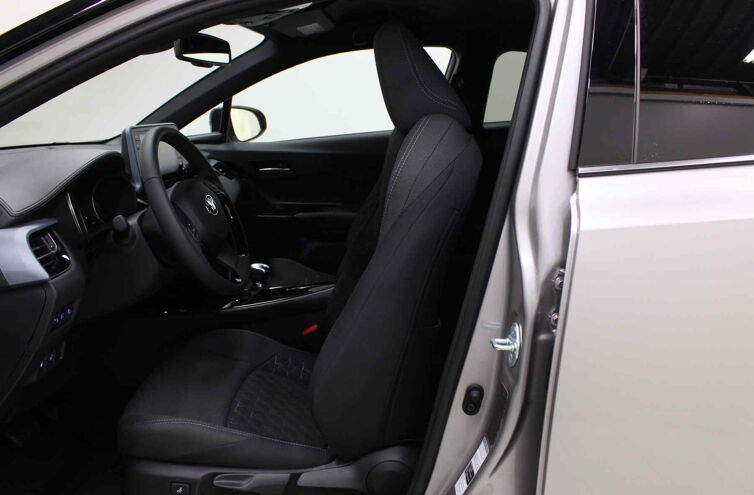 TOYOTA C-HR SUV Hybride Essence