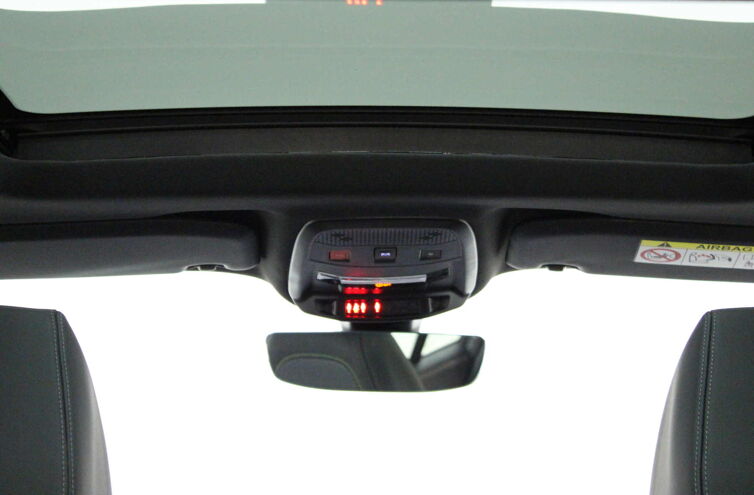 PEUGEOT 2008 SUV Diesel
