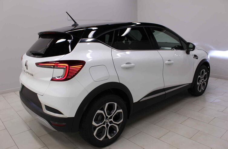 RENAULT Captur SUV Essence
