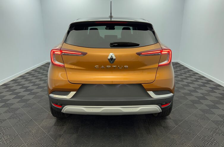 RENAULT Captur SUV Essence