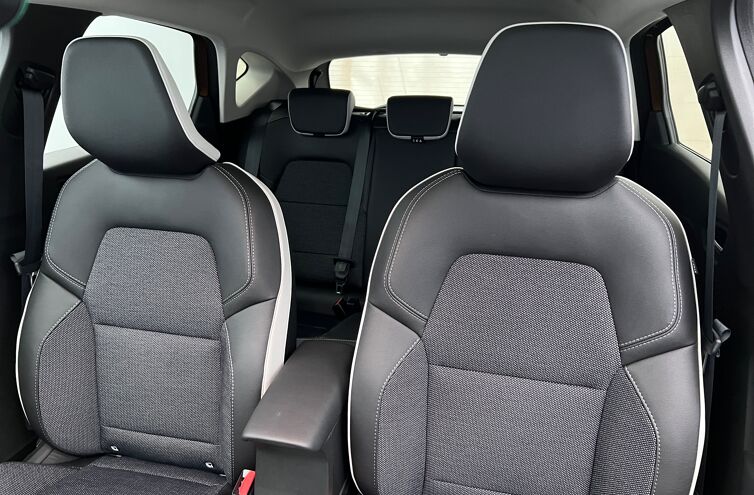 RENAULT Captur SUV Essence