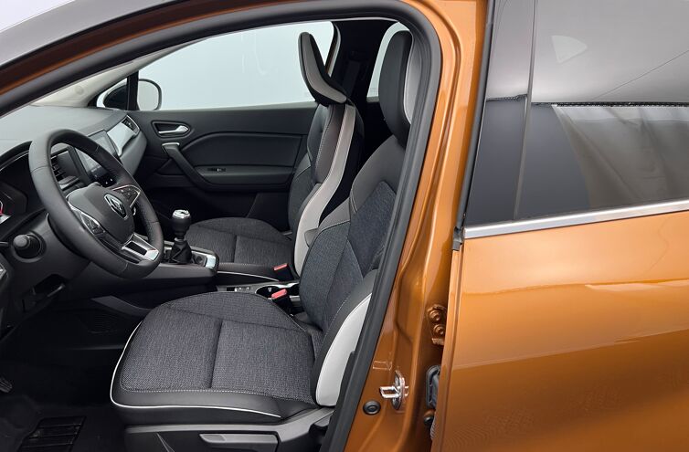 RENAULT Captur SUV Essence