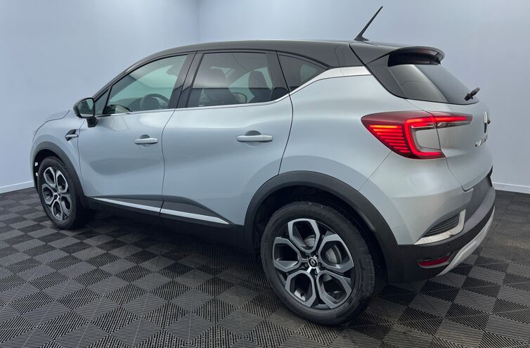 RENAULT Captur SUV Essence