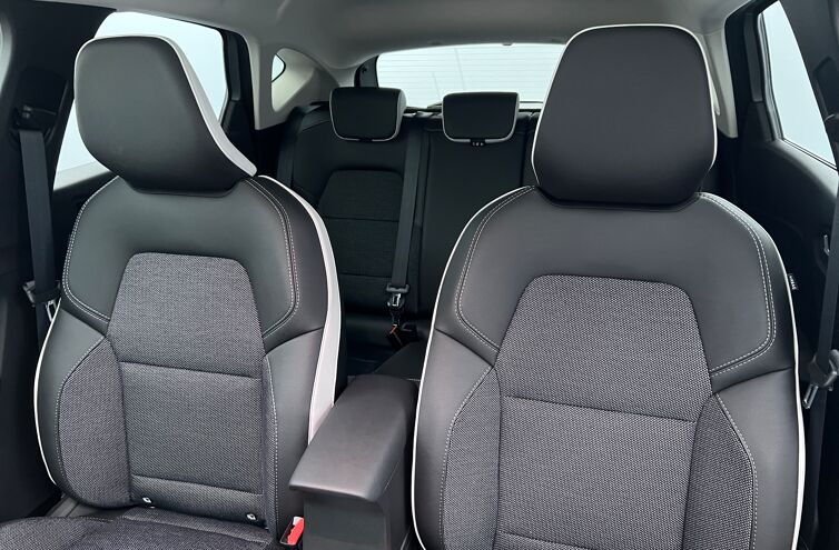 RENAULT Captur SUV Essence