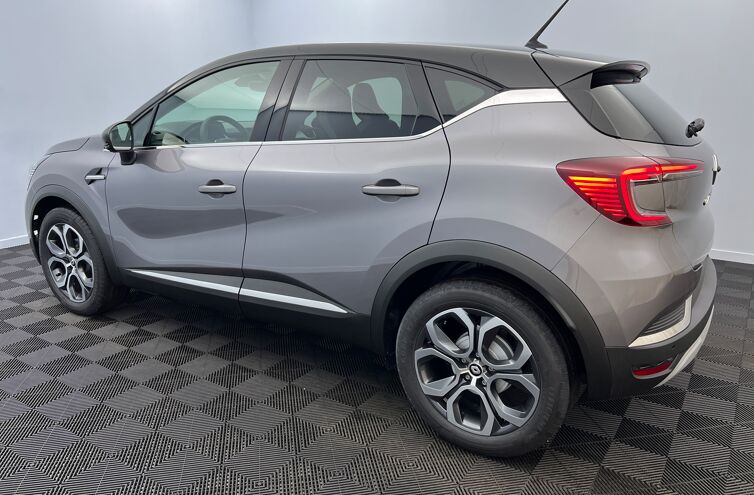 RENAULT Captur SUV Essence