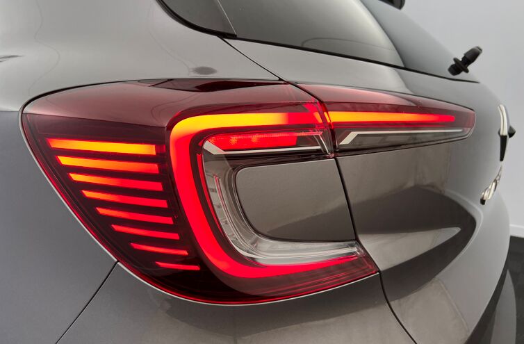 RENAULT Captur SUV Essence