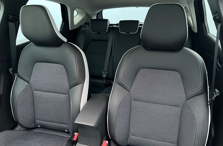 RENAULT Captur SUV Essence