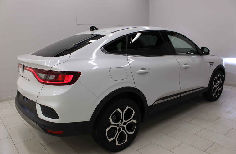 RENAULT Arkana SUV Essence