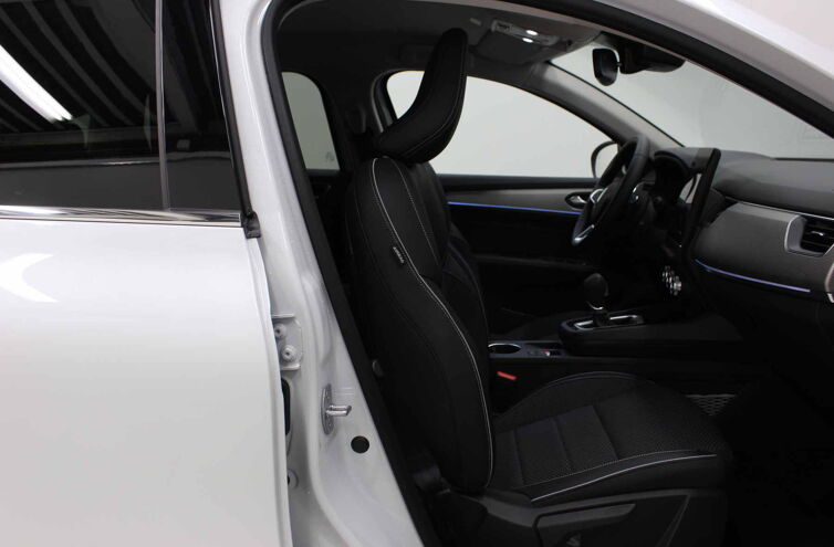 RENAULT Arkana SUV Essence