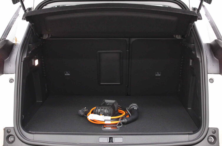 PEUGEOT 3008 SUV Hybride rechargeable Essence