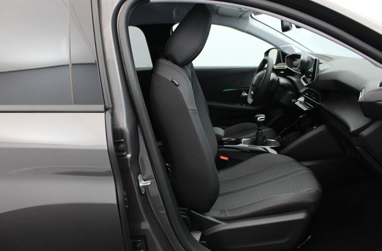 PEUGEOT 208 Citadine Essence
