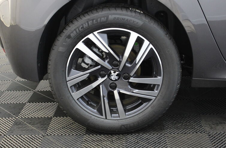 PEUGEOT 208 Citadine Essence