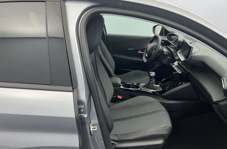 PEUGEOT 208 Citadine Essence