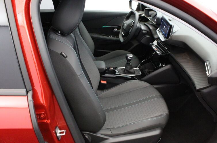 PEUGEOT 208 Citadine Essence